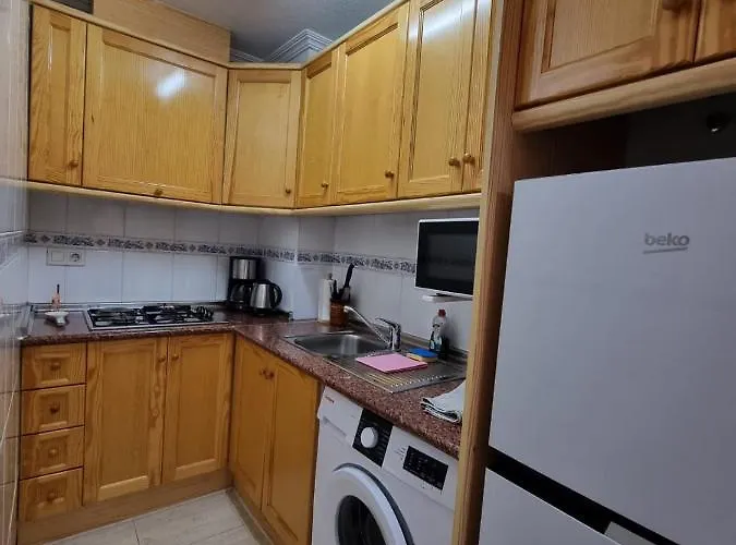 Gemütliche In Ca100m Vom Playa Del Cura Entfernt