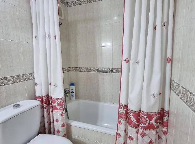 Gemütliche In Ca100m Vom Playa Del Cura Entfernt